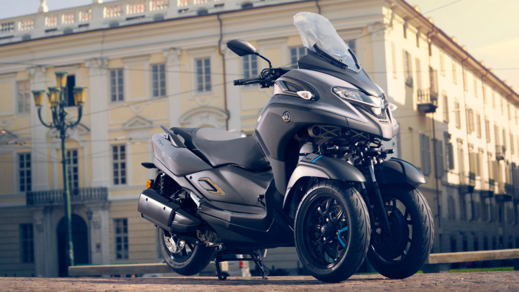 Yamaha Tricity: conheça a scooter “barata” de 3 rodas que não cai.