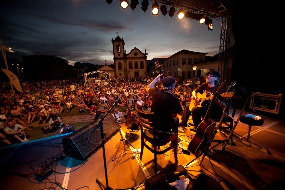 Paraty recebe em maio festival de Jazz, Meia Maratona e Festa do Divino.