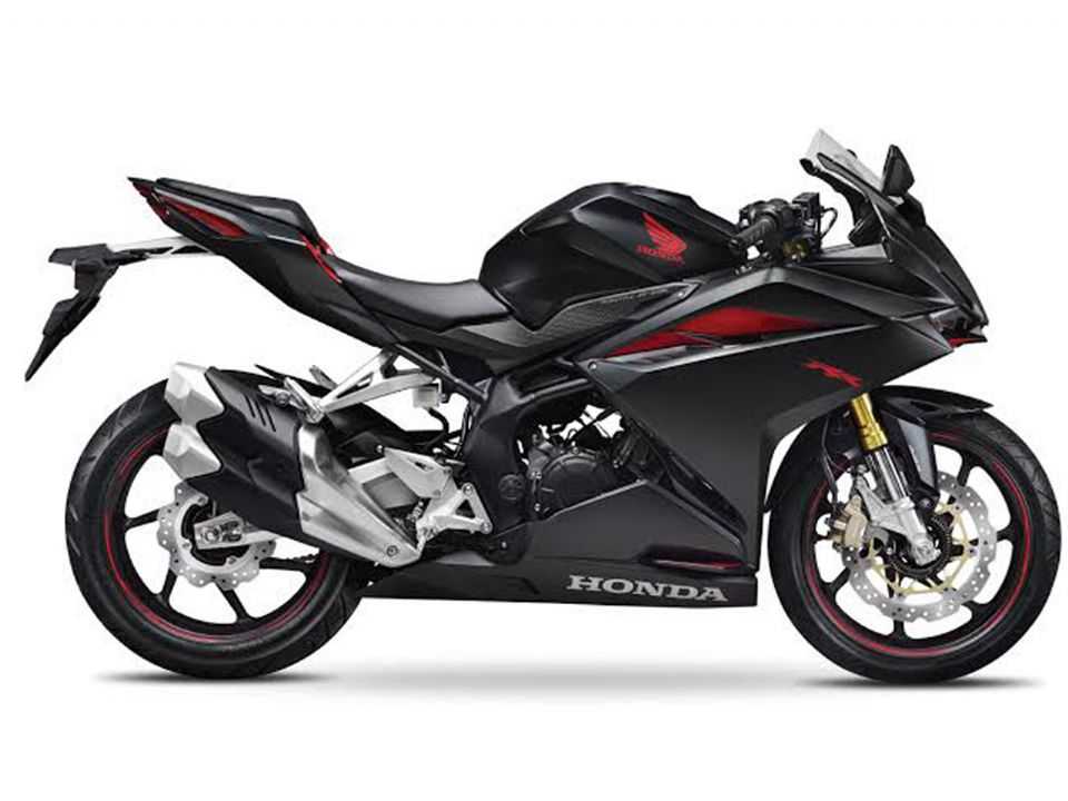 Honda CBR250RR surge com 42 cavalos de potência.