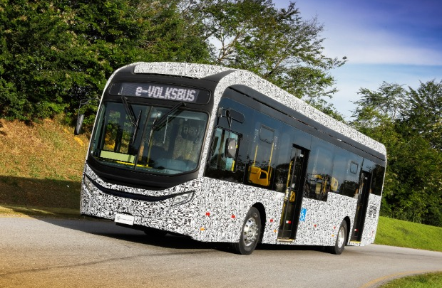 VWCO amplia portfólio de ônibus com suspensão pneumática