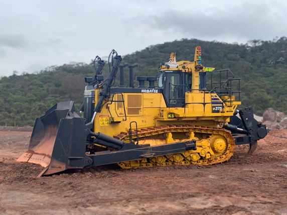 Anglo American e Komatsu concluem teste com trator operado por controle remoto no Minas-Rio.