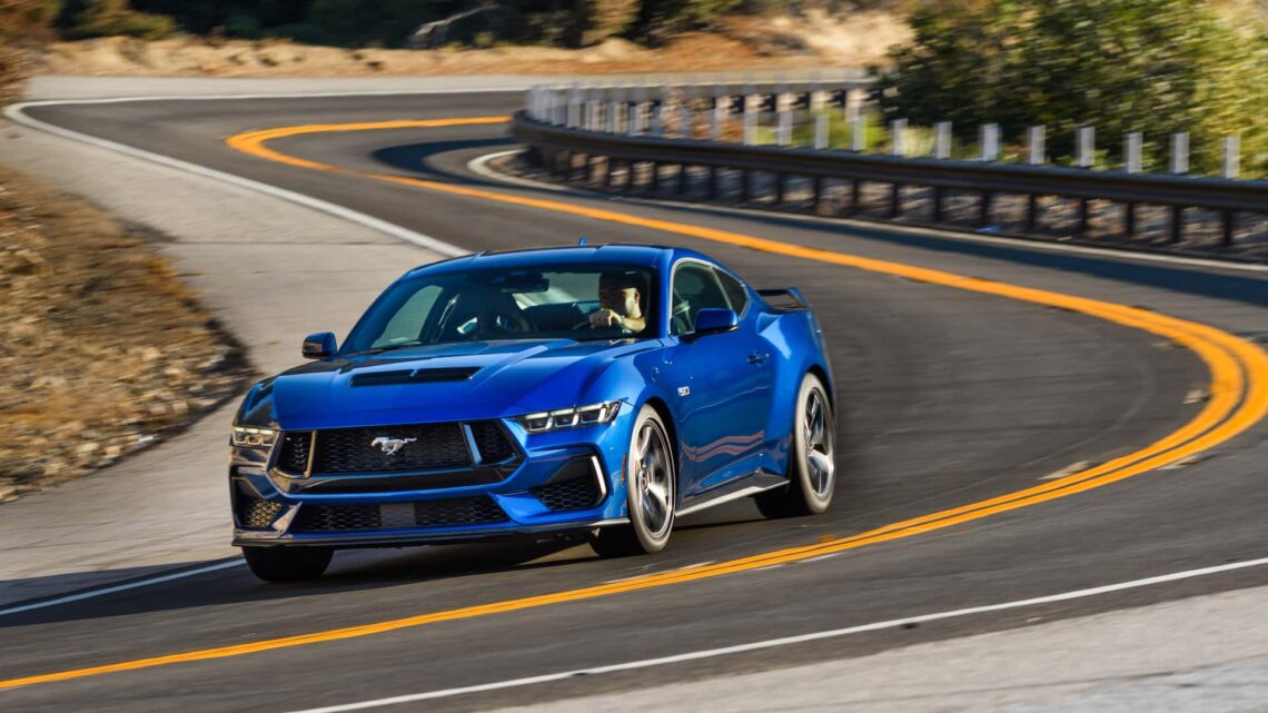 Novo Ford Mustang tem 67% das reservas em versões com o motor V8.