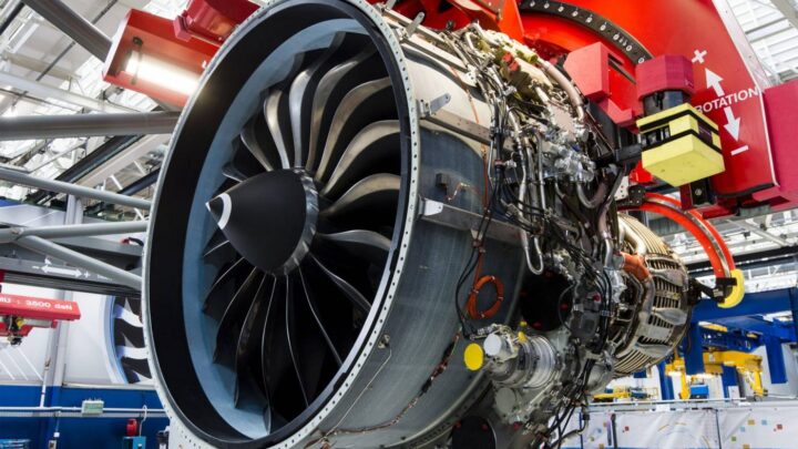 Falha no motor: indústria anuncia suspensão de aeronaves A320.