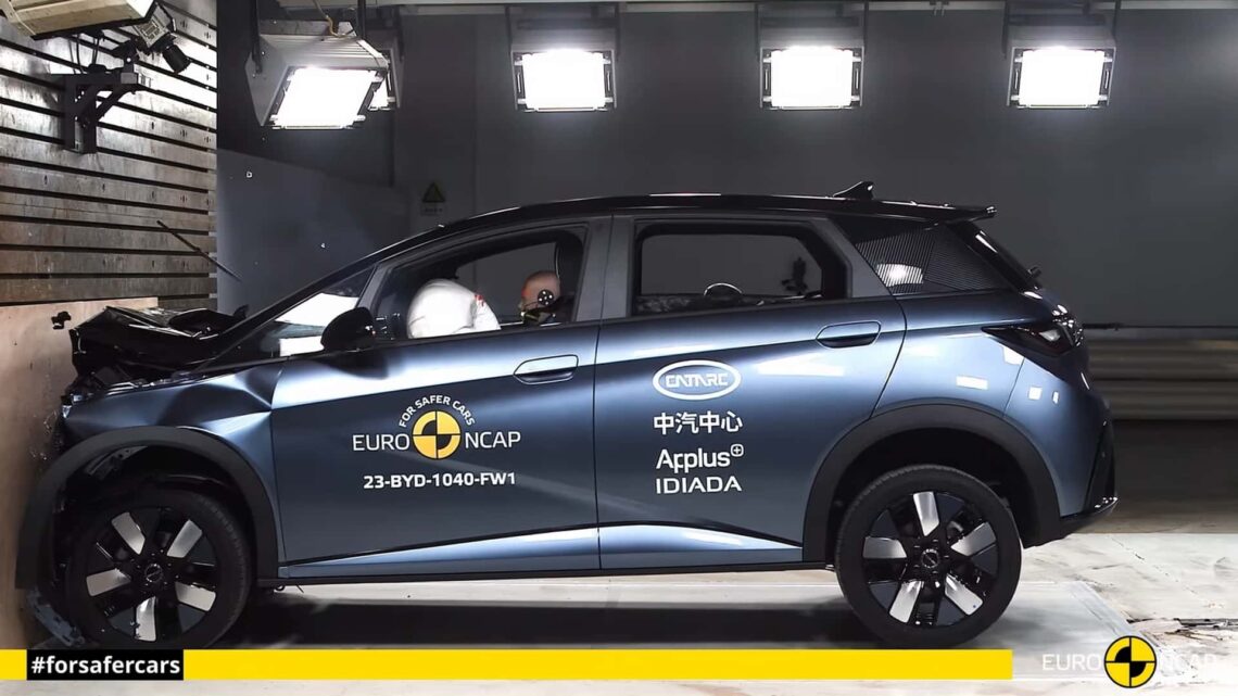 BYD Dolphin recebe nota máxima de 5 estrelas em segurança no Euro NCAP