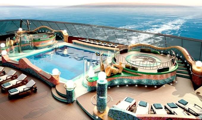 Conceito exclusivo e inovador, o MSC Yacht Club transforma a experiência em alto-mar num luxo só..