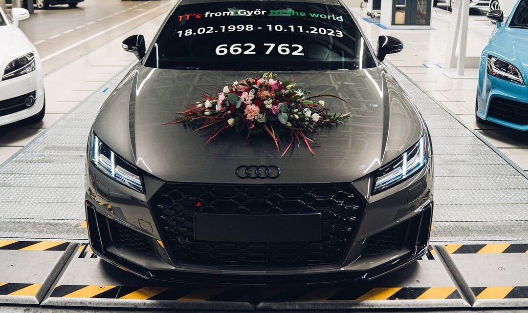 Audi TT encerra produção oficialmente após quase 26 anos de carreira.