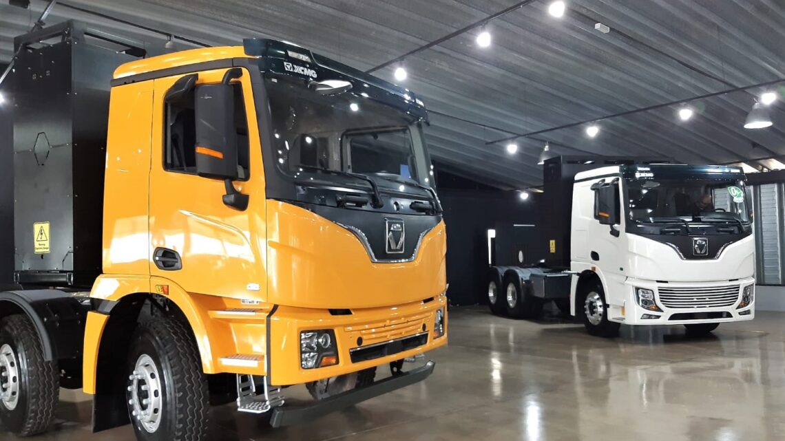 4TRUCK e XCMG implementarão o primeiro caminhão elétrico BiTruck no Brasil.