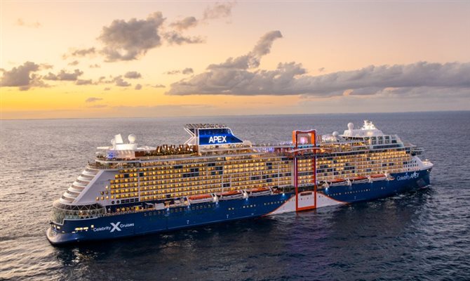 Celebrity Cruises lança programa ambicioso com 800 viagens