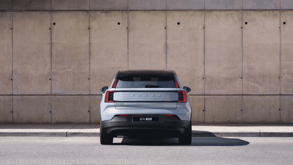 Volvo EX30 100% elétrico