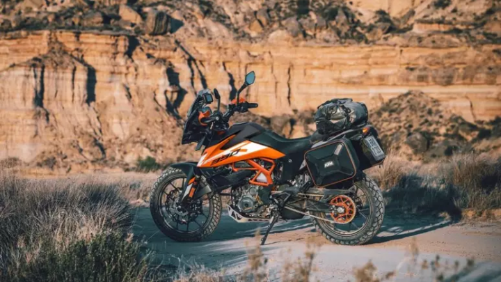 KTM 390 AVENTURA 2024