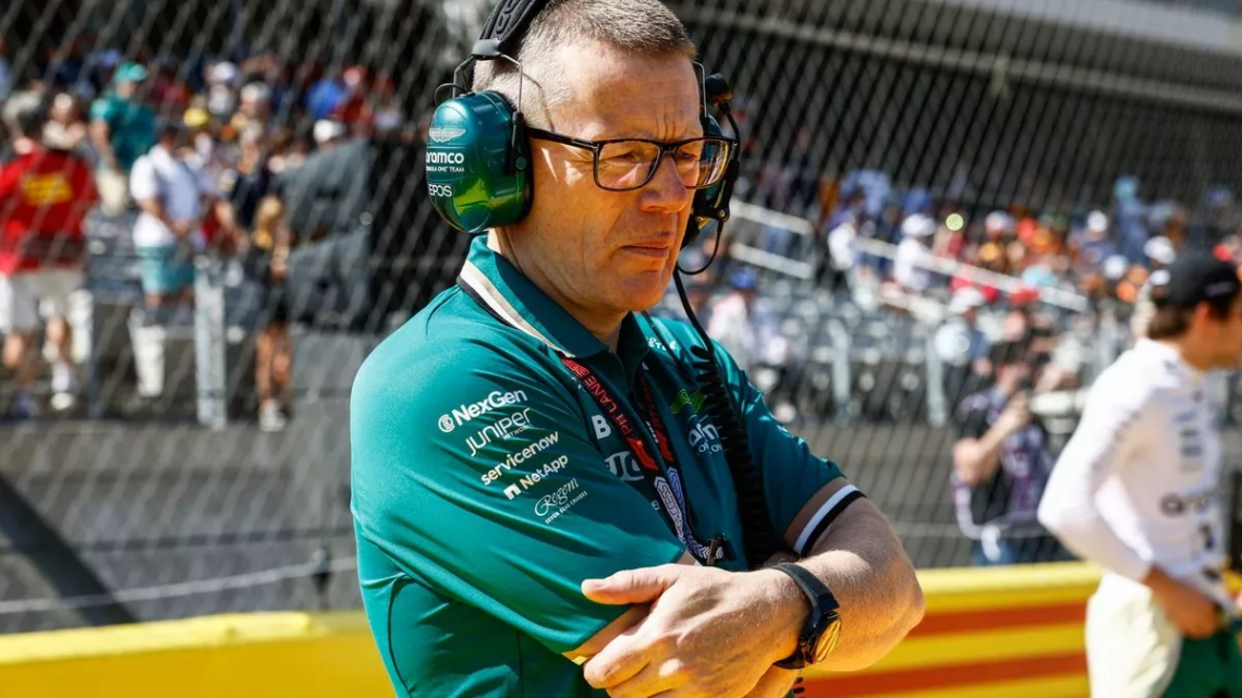 F1 Cowell explica reorganização da Aston Martin para maior eficiência da equipe