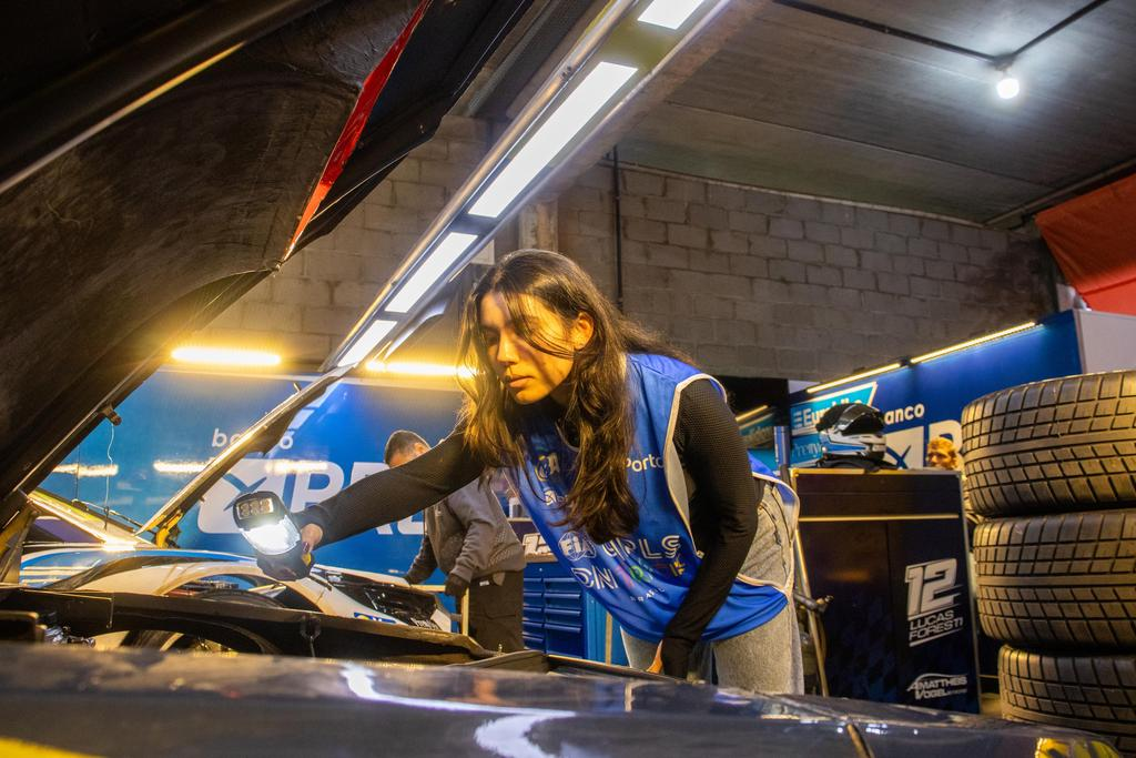 FIA Girls on Track Brasil Estágio em Motorsports vai ao Velopark com a Endurance Brasil