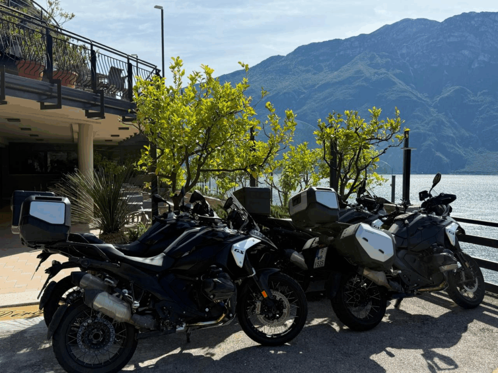 Entre Alpes e Emoções: Uma viagem de moto inesquecível por Alemanha, Áustria e Itália