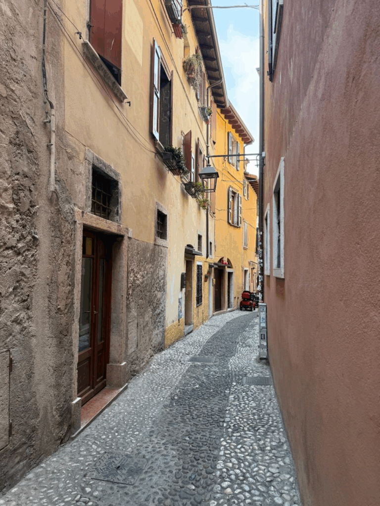 Entre Alpes e Emoções: Uma viagem de moto inesquecível por Alemanha, Áustria e Itália