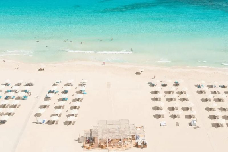 Paraísos Discretos: Refúgios Tropicais que Encantam os Viajantes Mais Exigentes