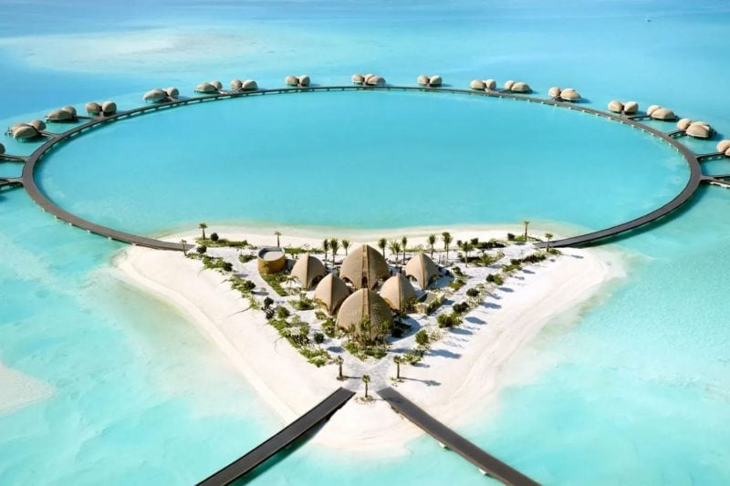 Paraísos Discretos: Refúgios Tropicais que Encantam os Viajantes Mais Exigentes