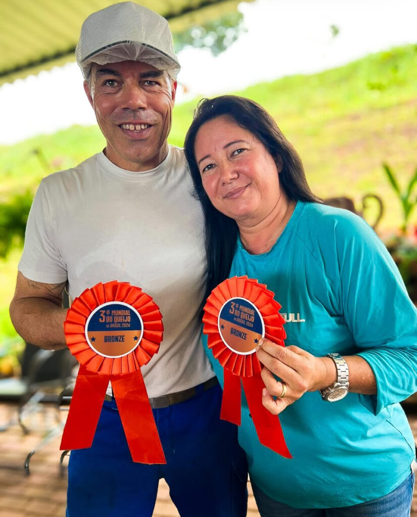 Queijaria de estilo suíço é atração da rota turística de Ouro Verde de Goiás