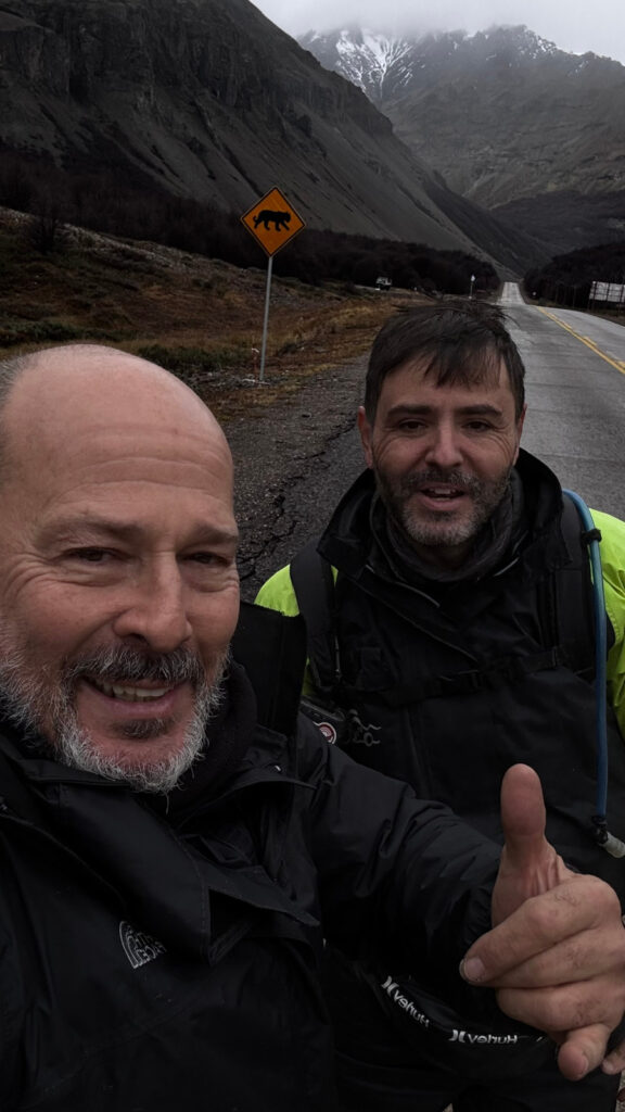 Augusto Perez e sua aventura sobre duas rodas até o Fim do Mundo