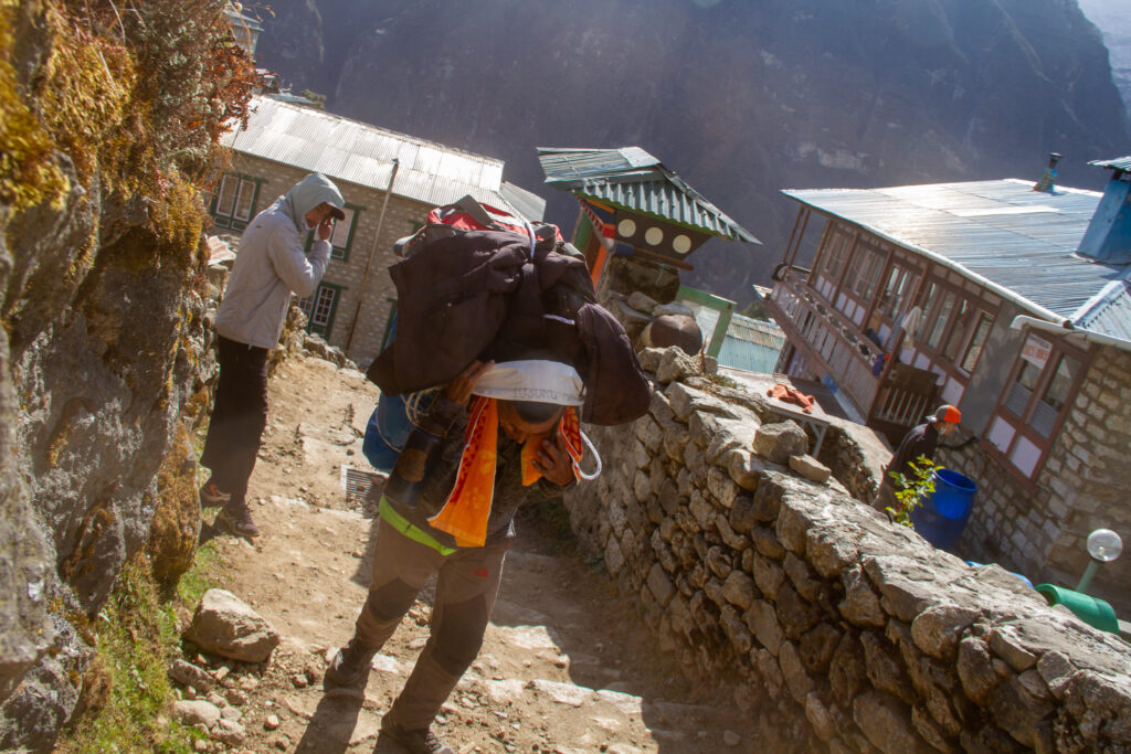 Conectividade via satélite da Globalsat Group garante segurança e sobrevivência em expedições de aventura extremas