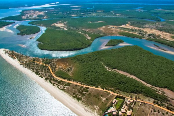 Conheça a Praia do Saco, a joia de Sergipe e descubra o refúgio perfeito na Pousada Mares
