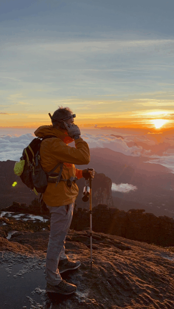 Conectividade via satélite da Globalsat Group garante segurança e sobrevivência em expedições de aventura extremas