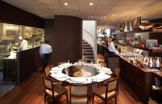 Restaurante D.O.M, do Chef Alex Atala, revela novo menu degustação em São Paulo