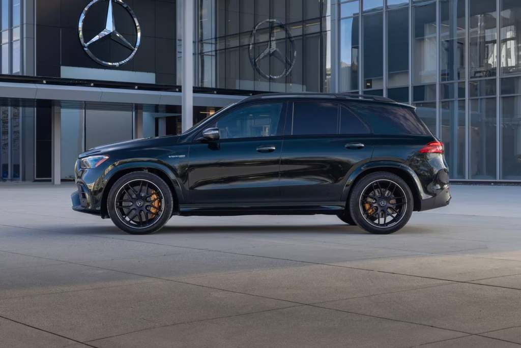 Como escolher o carro de luxo ideal para o seu estilo de vida?