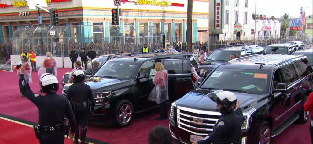 O tapete vermelho dos motores: luxo, tecnologia e sustentabilidade na chegada ao Oscar 2026