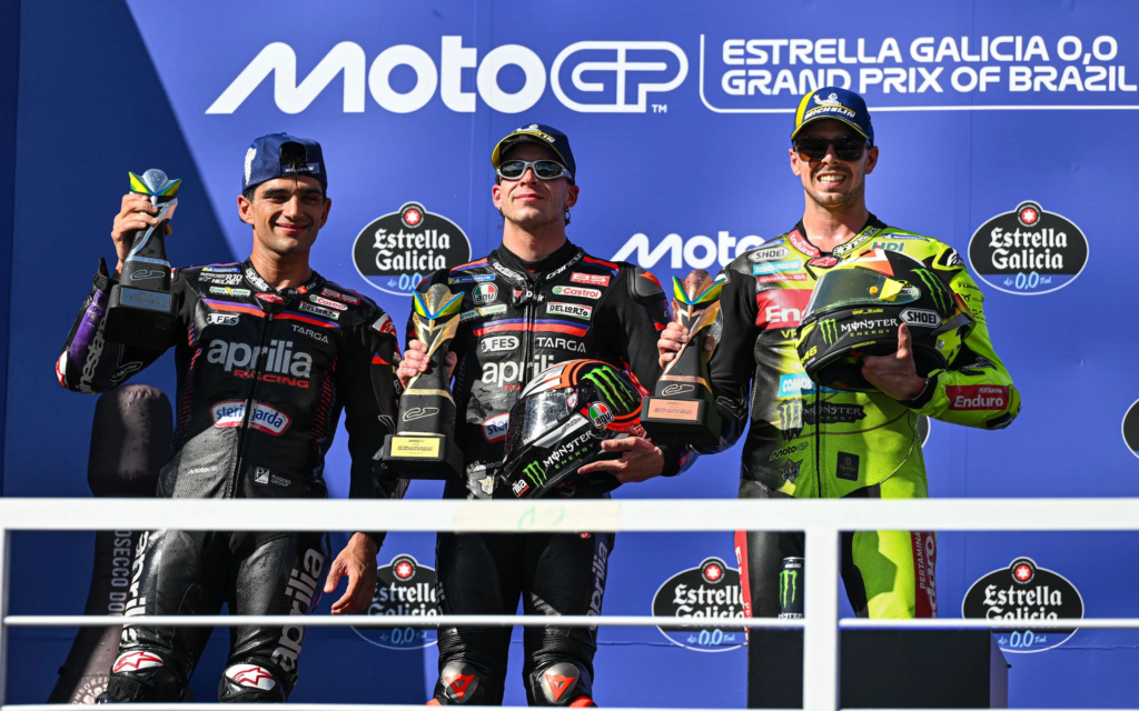 Bezzecchi conquista uma vitória arrasadora à frente de Martin, Diggia derrota Marc Márquez no segundo round.