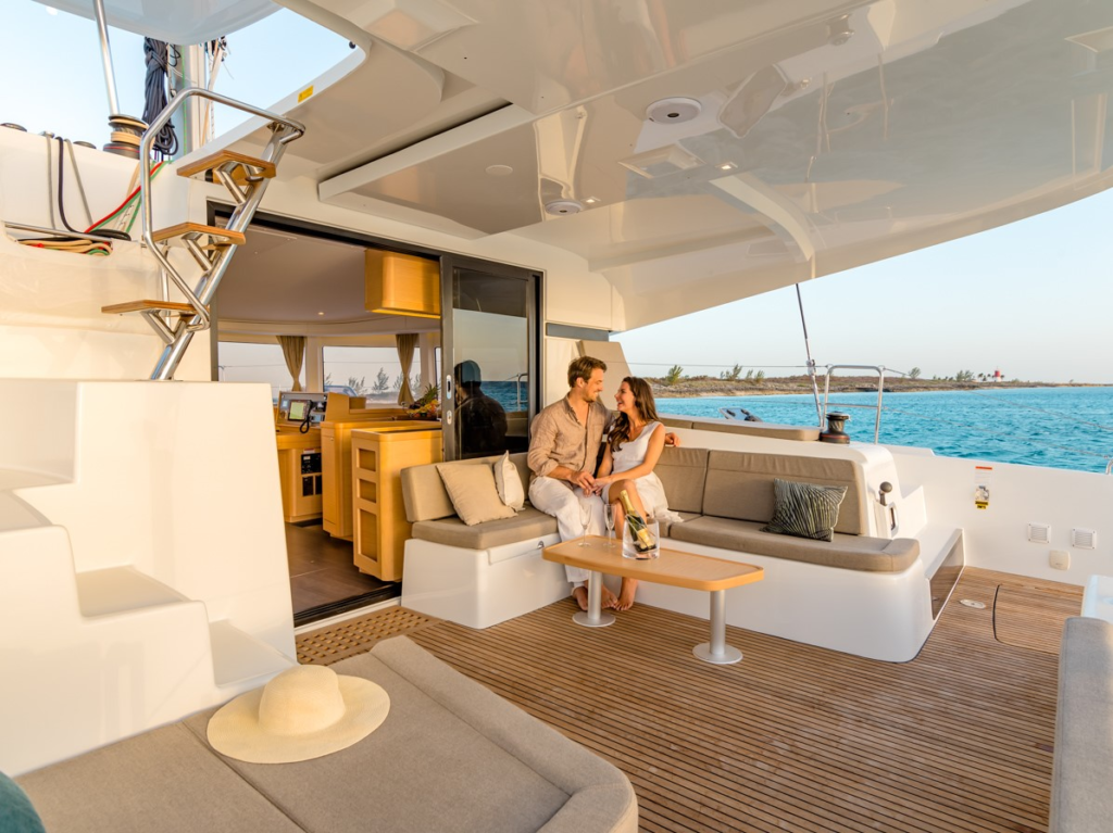 Quanto Vale um Lagoon? Descubra o Custo e o Atendimento Premium dos Catamarãs da Marca