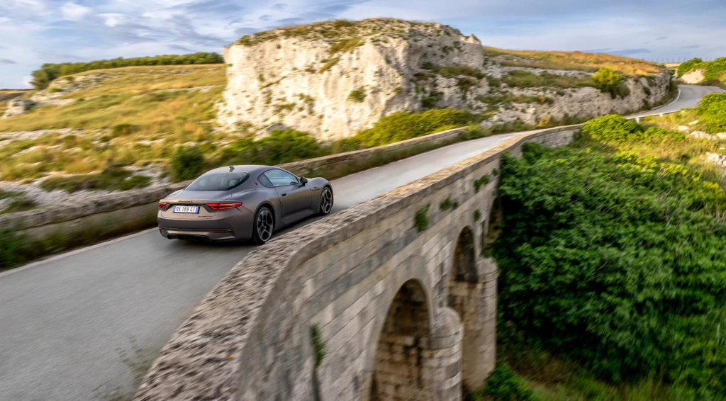 Experiencie o Gran Turismo, a essência da condução à italiana