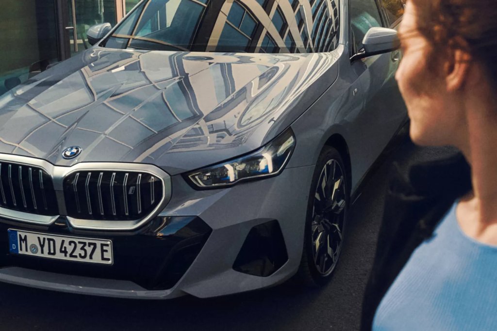 Carros mais caros de segurar no Brasil em 2026: modelos que lideram o ranking
