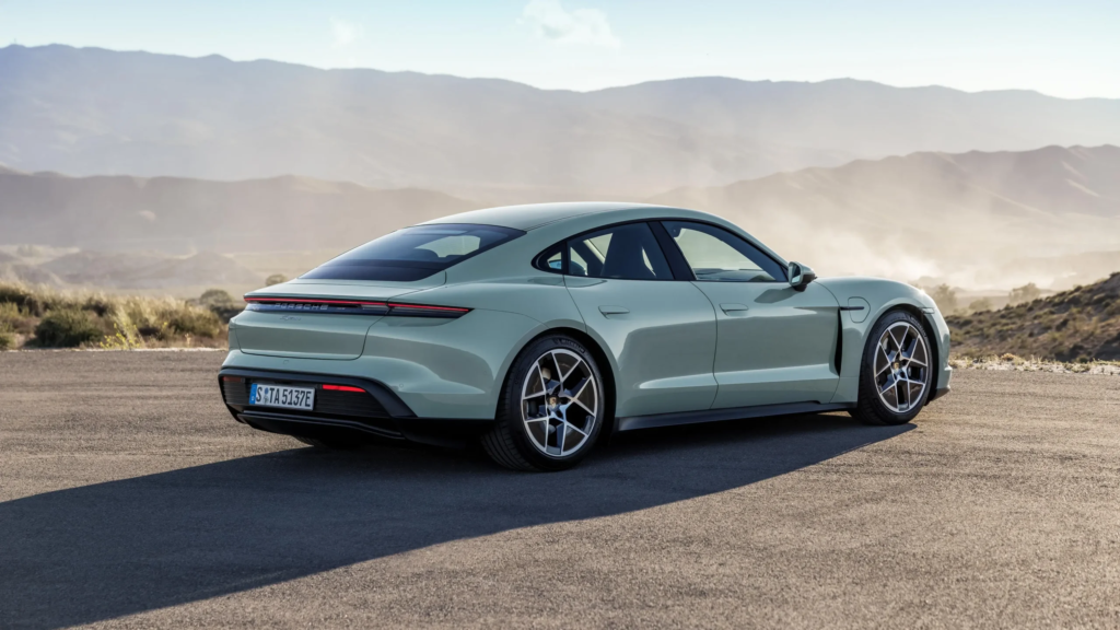 Carros mais caros de segurar no Brasil em 2026: modelos que lideram o ranking