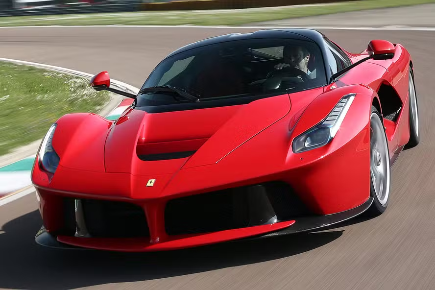 Carros mais caros de segurar no Brasil em 2026: modelos que lideram o ranking