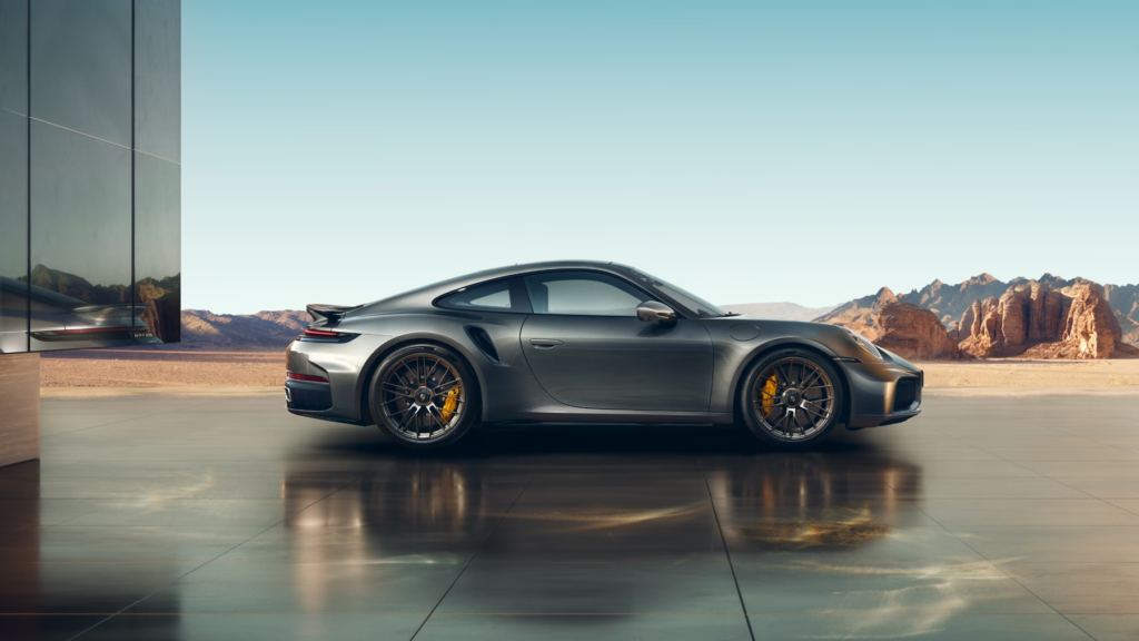 O Porsche 911 Turbo S Mais Potente da História Entra na Era Híbrida por R$ 2,1 Milhões
