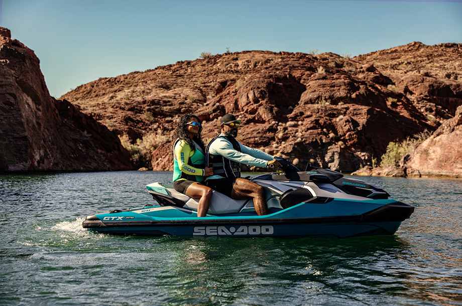 Sea-Doo vs Yamaha: O Guia Definitivo para Escolher seu Próximo Jet Ski Em 2026
