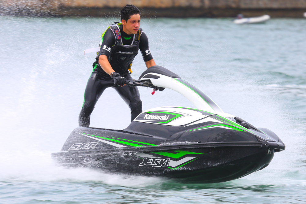 Sea-Doo vs Yamaha: O Guia Definitivo para Escolher seu Próximo Jet Ski Em 2026