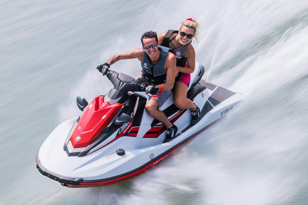 Sea-Doo vs Yamaha: O Guia Definitivo para Escolher seu Próximo Jet Ski Em 2026