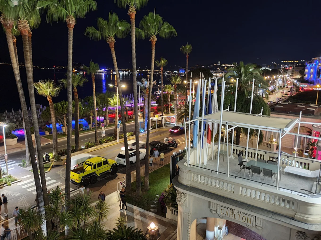 Cannes 2026: os hotéis, restaurantes e beach clubs que o A-list escolhe na Riviera Francesa