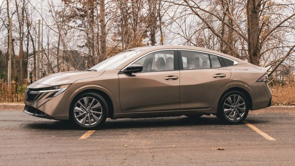 NISSAN SENTRA 2026