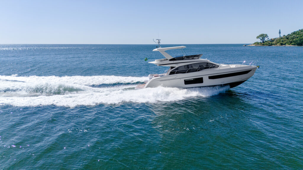 São Paulo Boat Show mostra como a arquitetura residencial de alto padrão está transformando grandes embarcações de luxo