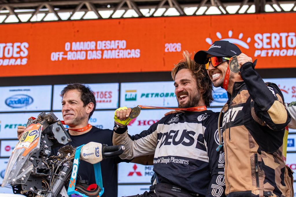 Bianchini Rally/Sportbay encerra Sertões com quatro pódios e a força dos JETOUR