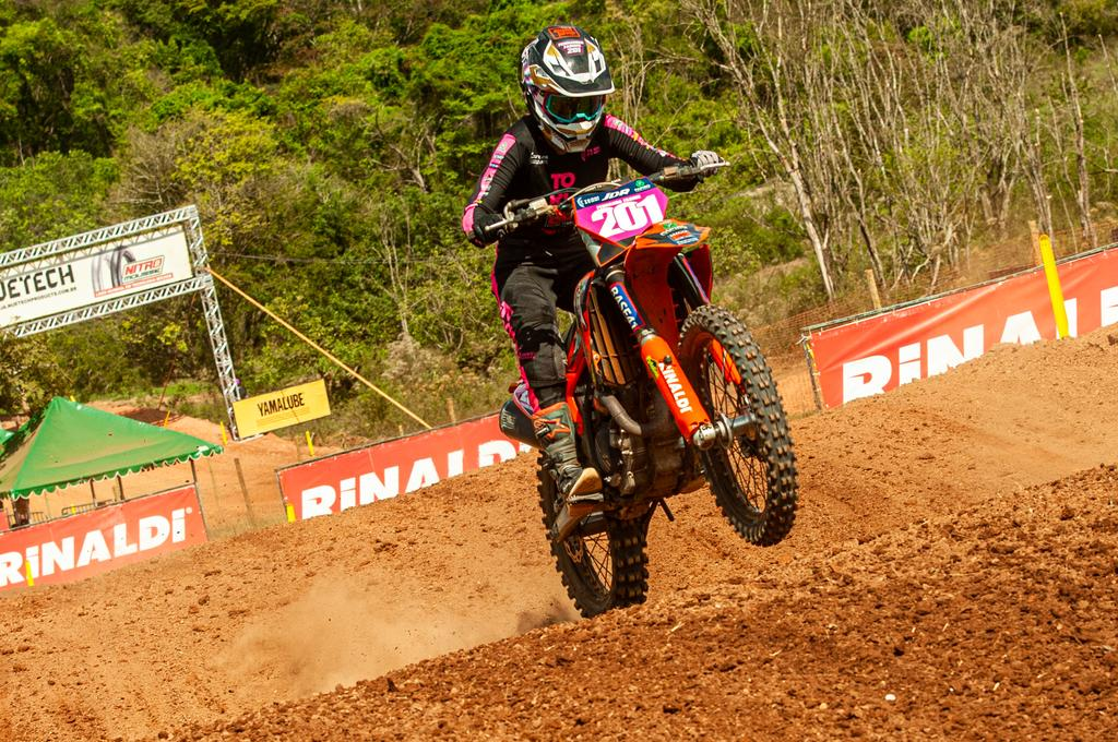 Team Rinaldi é campeão da MX4 com Roosevelt Assunção, no Brasileiro de Motocross