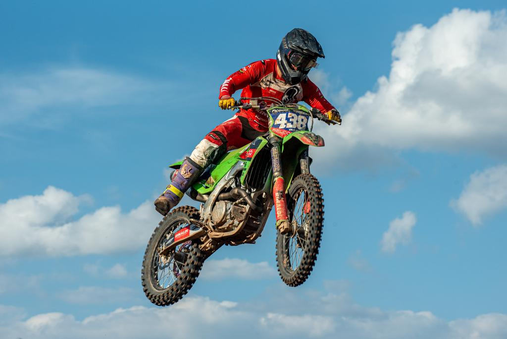 Team Rinaldi é campeão da MX4 com Roosevelt Assunção, no Brasileiro de Motocross