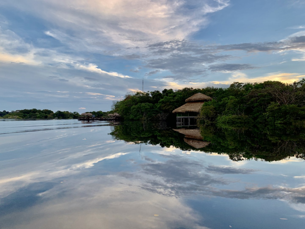 Juma Amazon Lodge: uma experiência de hospedagem em meio à floresta amazônica