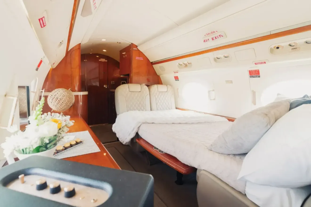 FREEDOM JET: O JATO DA LIBERDADE