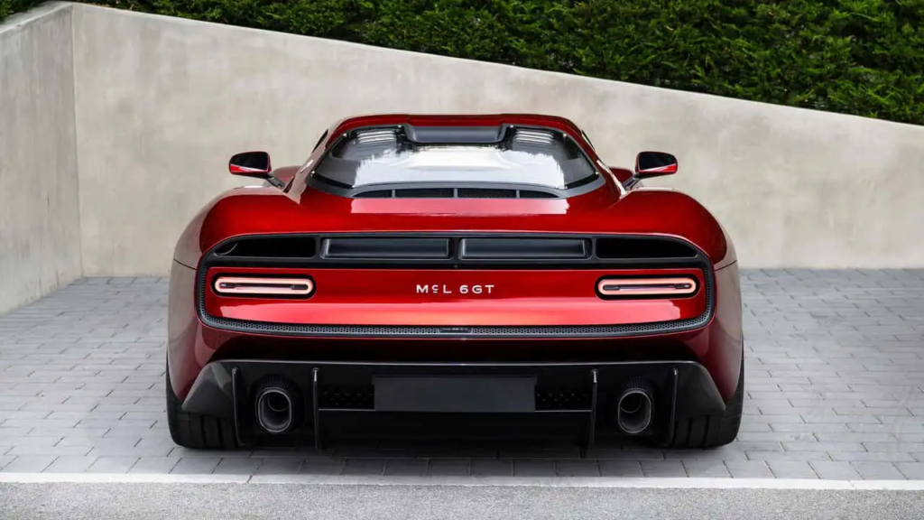 O Rebranding da McLaren: O Que a Nova Identidade Visual Ensina Sobre Posicionamento e Escala